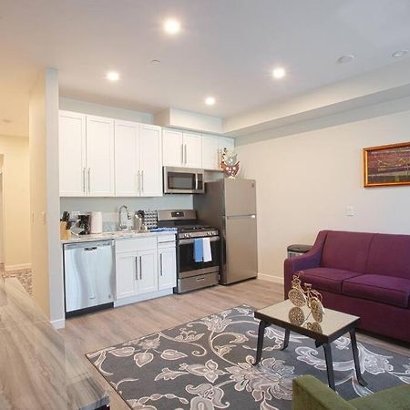 1-Bedroom With Cali King Size Bed In San Diego Exterior foto